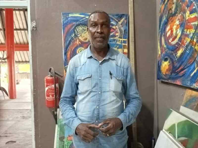 Peinture / Jacques Iloki : « Restaurer une toile, c’est sauver la mémoire culturelle&nbsp;»