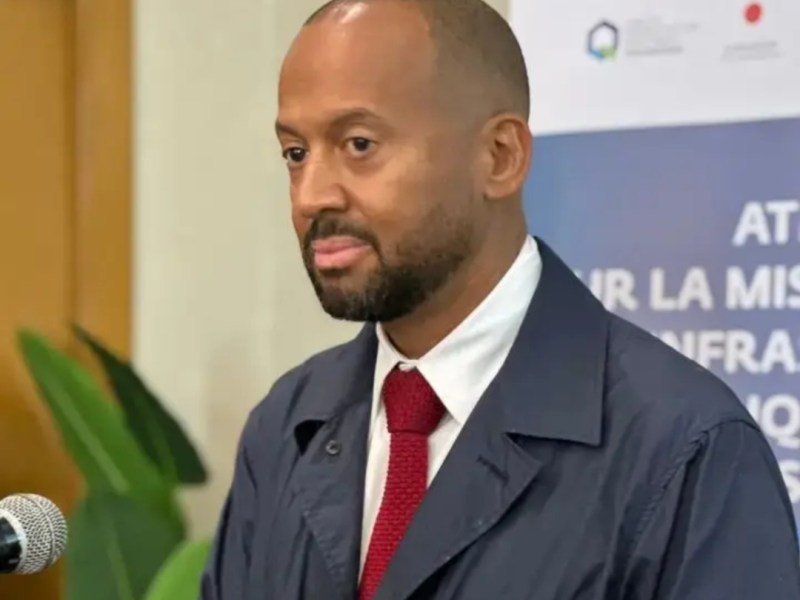 Postes / Frédéric Nzé lance le grand ménage au ministère : est-ce vers la fin de l’impunité administrative&nbsp;?