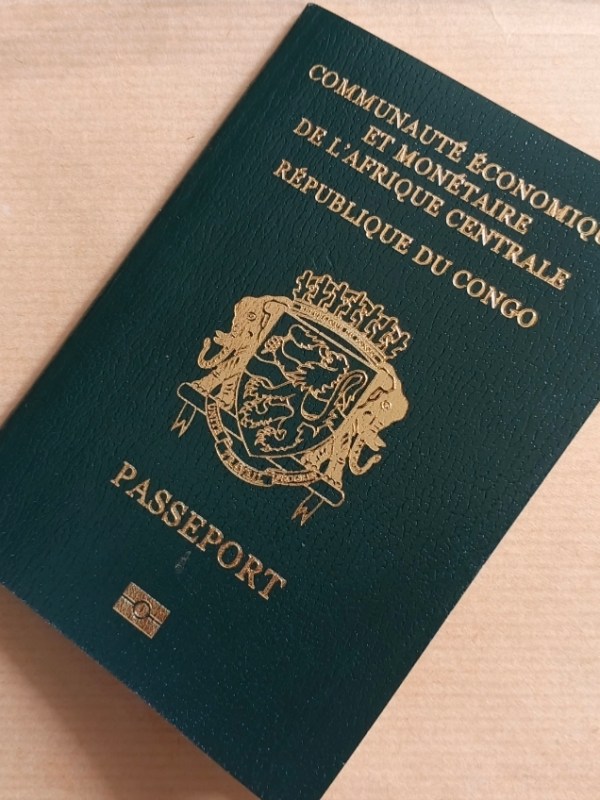 Congo / Passeports : un vaste réseau de corruption démantelé, 56 policiers&nbsp;éclaboussés