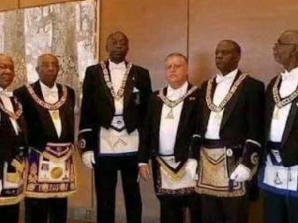 Congo : le débat sur les adhésions maçonniques imposées aux cadres refait&nbsp;surface