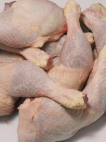 Congo – Alerte sanitaire : des cuisses de poulet et du curcuma moulu signalés&nbsp;contaminés